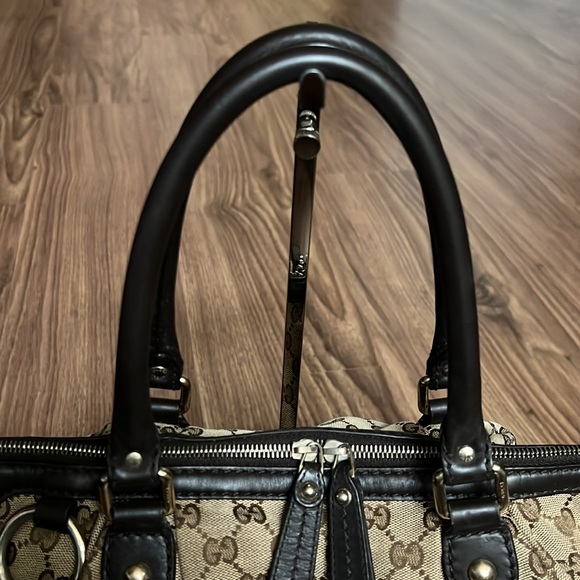 A 237 - 💯% authentic Gucci shoulder bag - Picture 11 of 16
